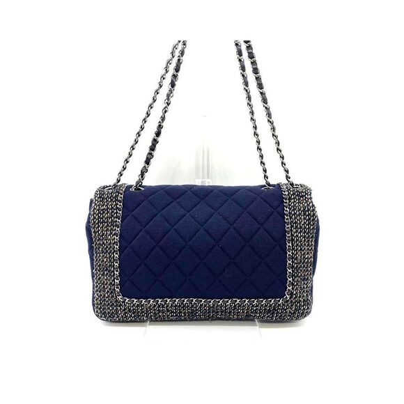 Pre Loved Chanel Matelasse Chain Shoulder Bag in Cotton Jersey Tweed - Picture 2 of 8